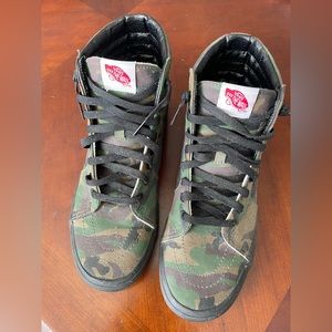 Custom high top Vans! Woodland Camo!